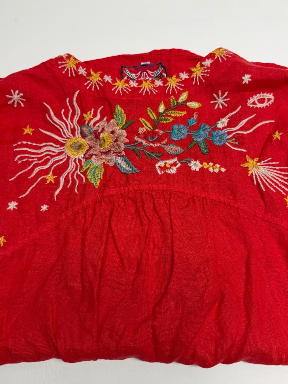 Johnny Was Lissa weekend a Red Embroidered Floral Tunic Sz Sx - Picture 12 of 13